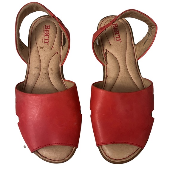 BORN LEATHER UPPER SANDALS WOMEN’S Size 8M - Picture 1 of 5